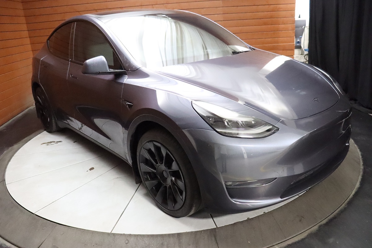 2021 Tesla Model Y Long Range photo 19