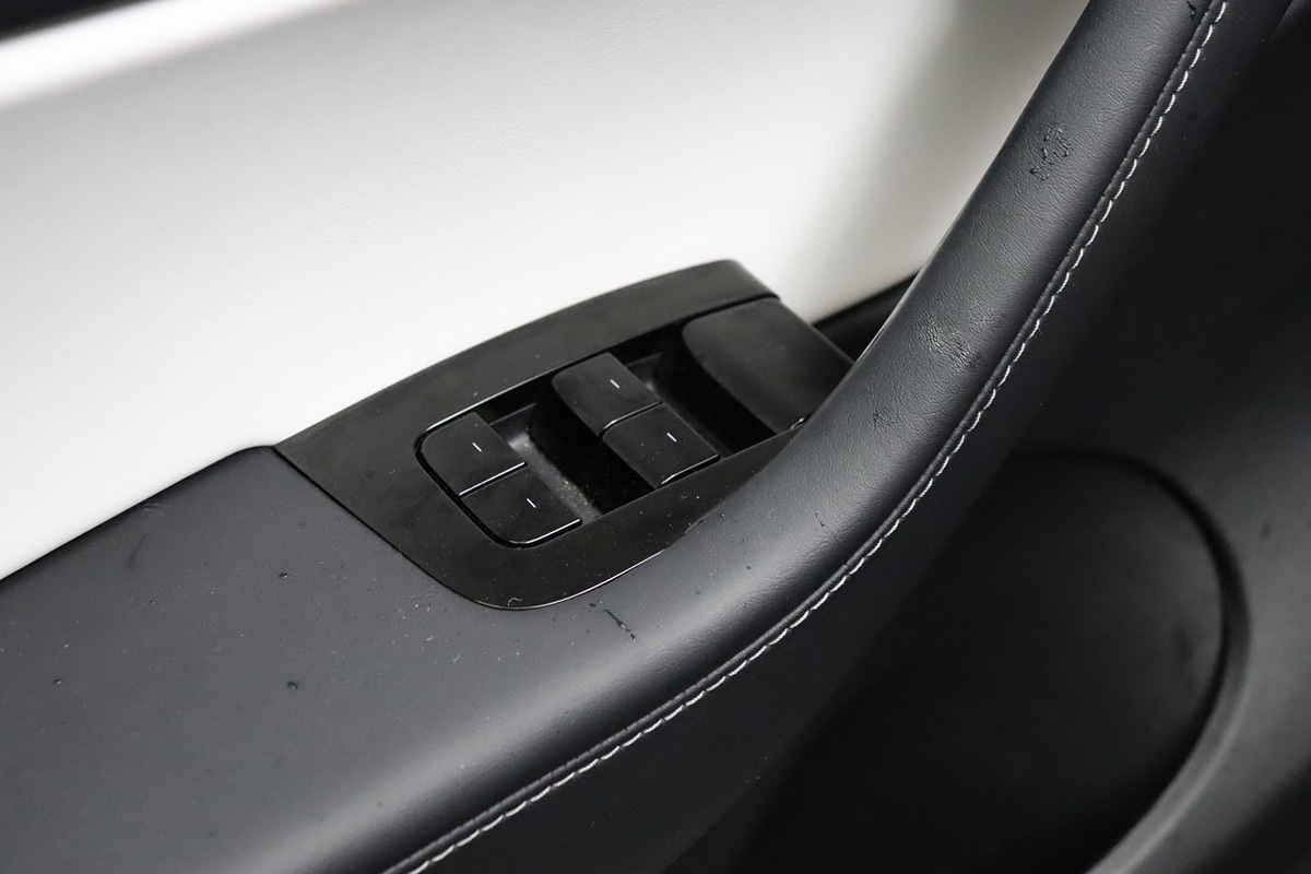 2021 Tesla Model Y Long Range photo 22