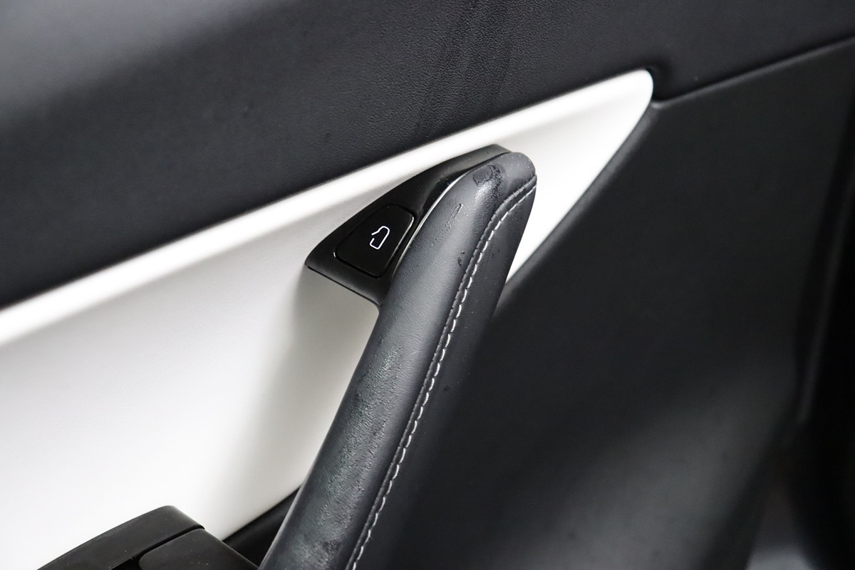 2021 Tesla Model Y Long Range photo 23