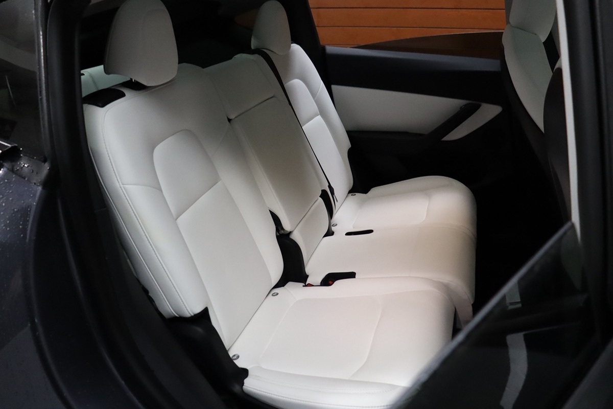 2021 Tesla Model Y Long Range photo 44