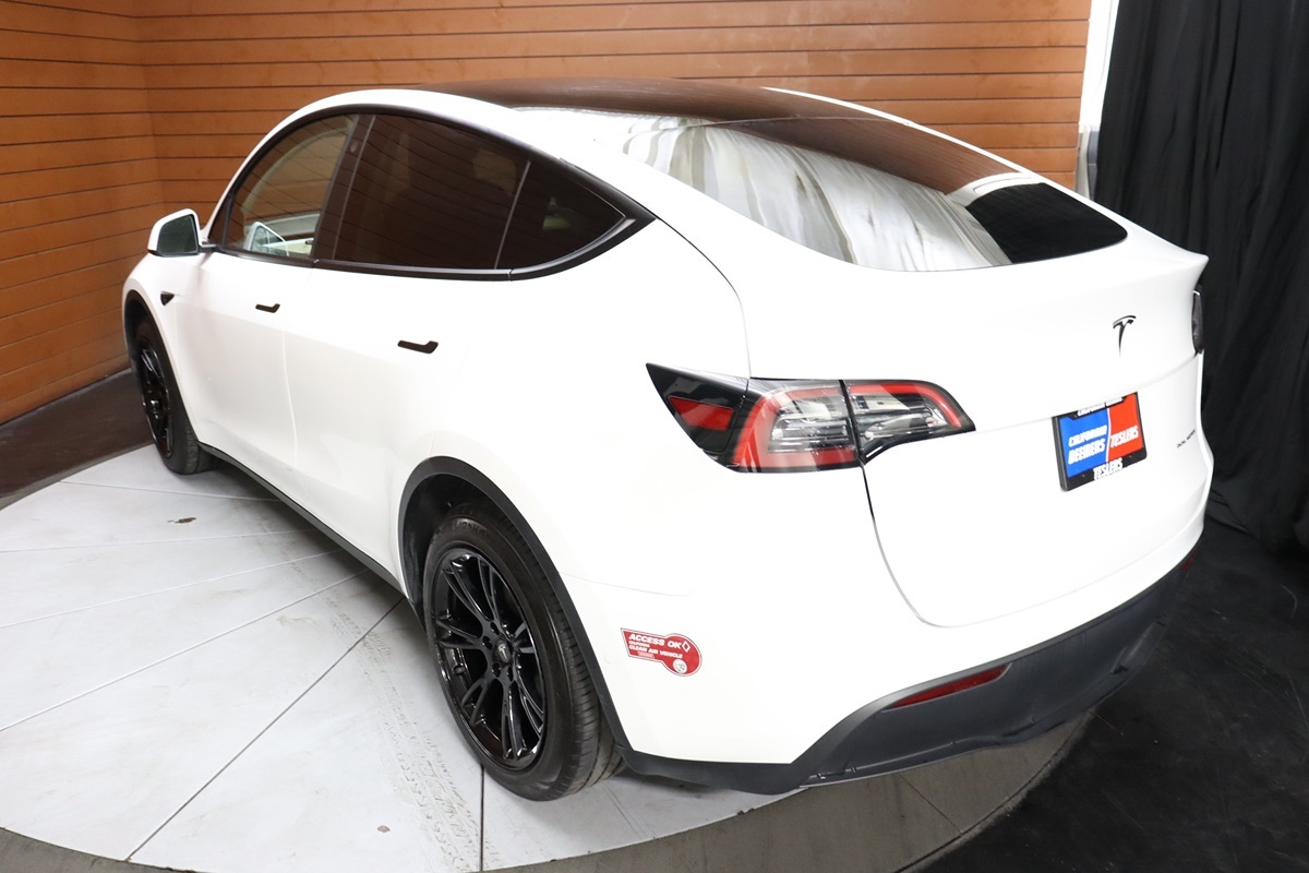 2021 Tesla Model Y Long Range photo 8