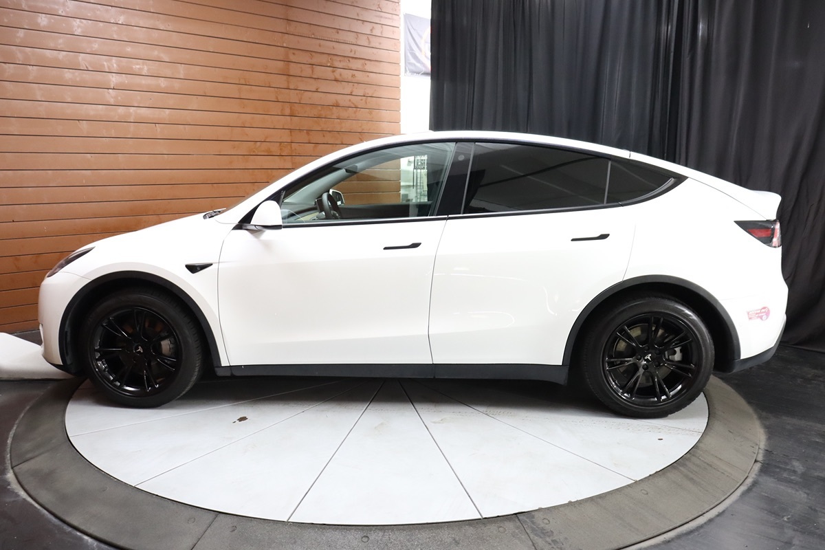 2021 Tesla Model Y Long Range photo 6