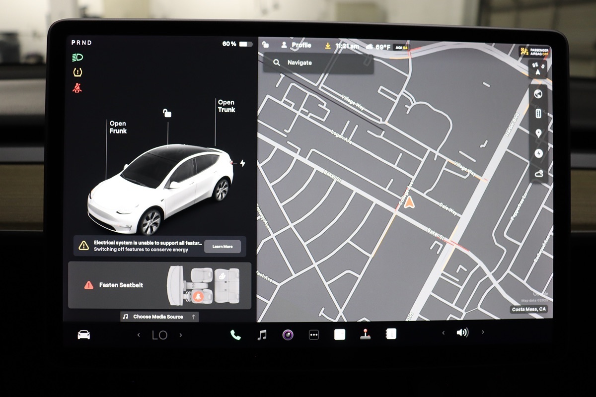 2021 Tesla Model Y Long Range photo 22