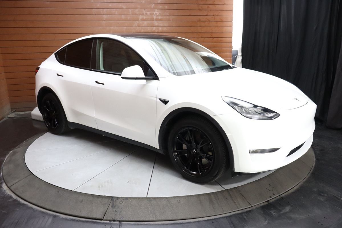 2021 Tesla Model Y Long Range photo 15