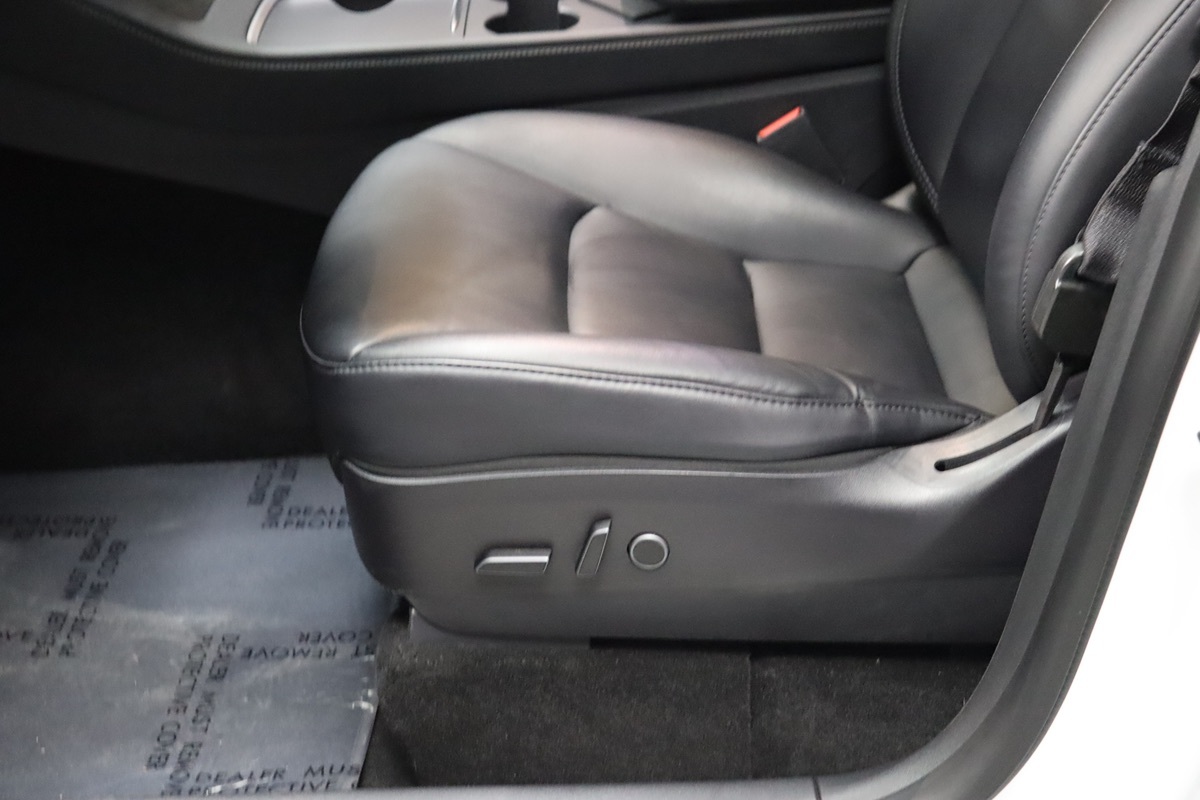 2021 Tesla Model Y Long Range photo 32