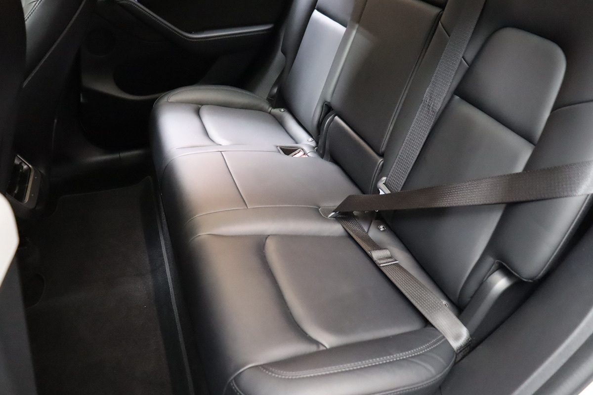 2021 Tesla Model Y Long Range photo 38