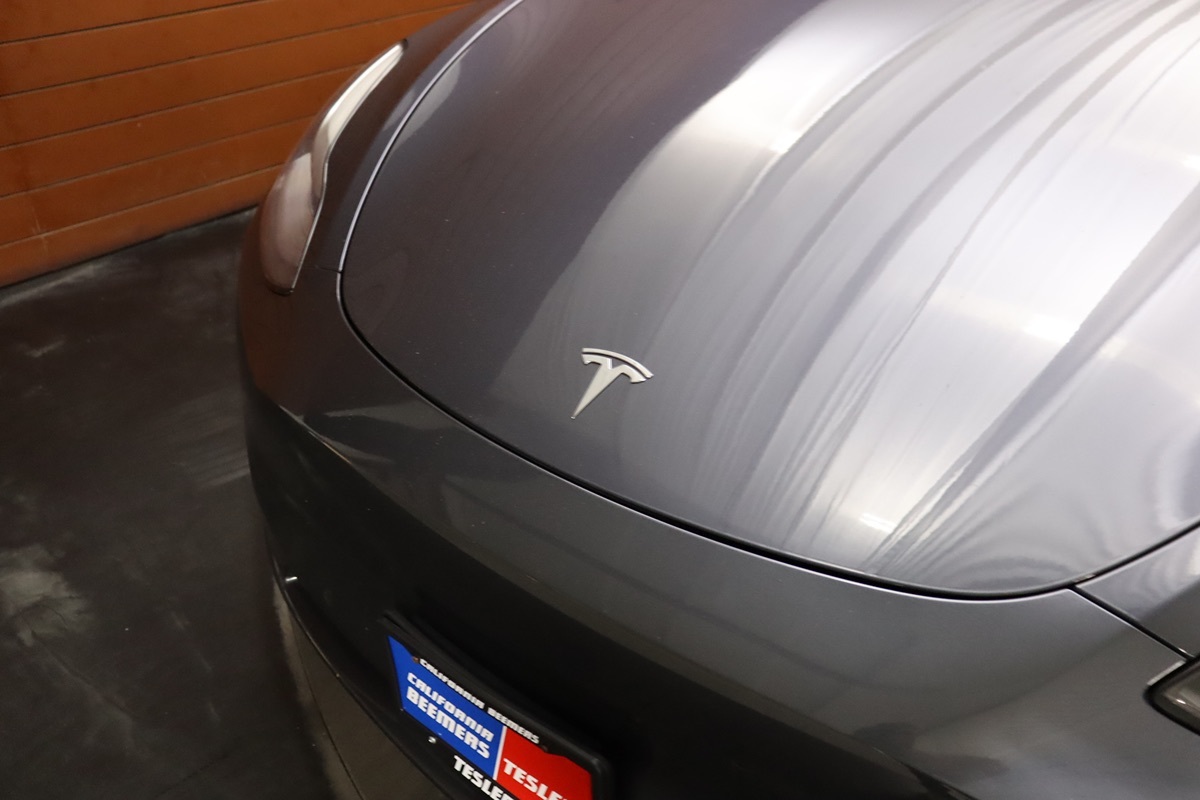 2021 Tesla Model Y Performance photo 2