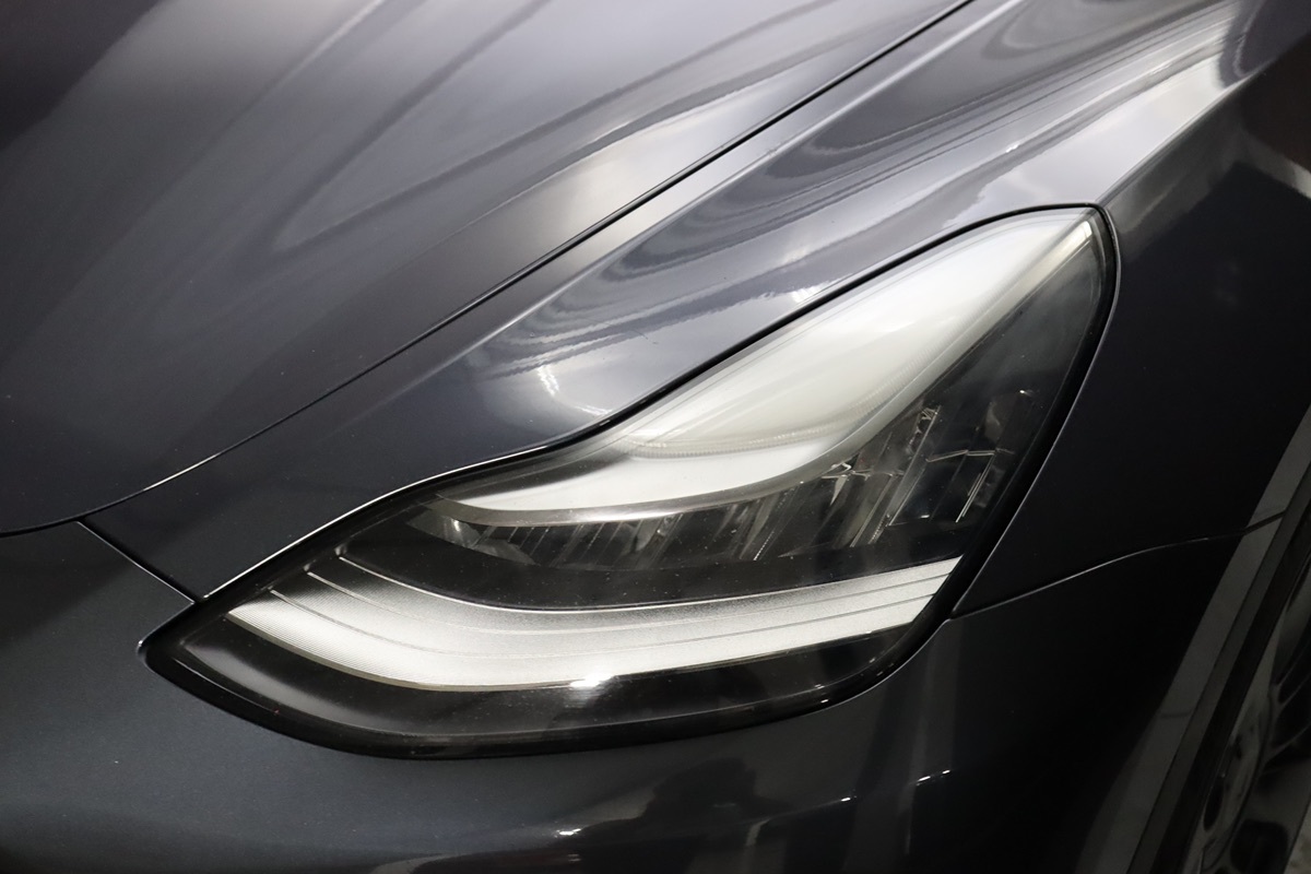 2021 Tesla Model Y Performance photo 3
