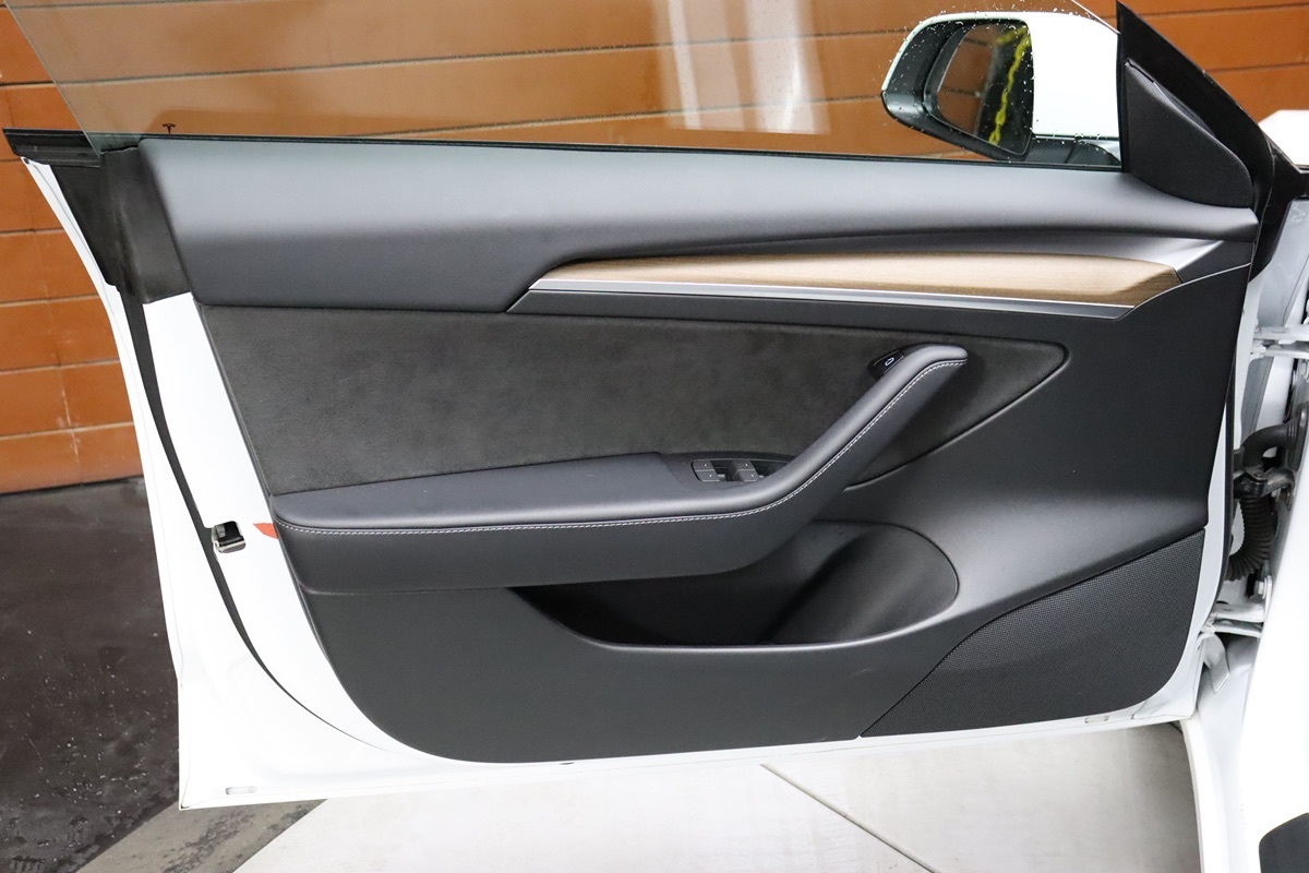 2023 Tesla Model 3 photo 41