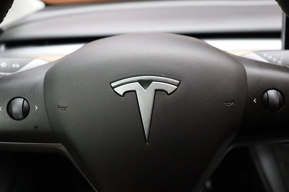 2023 Tesla Model 3 photo 44