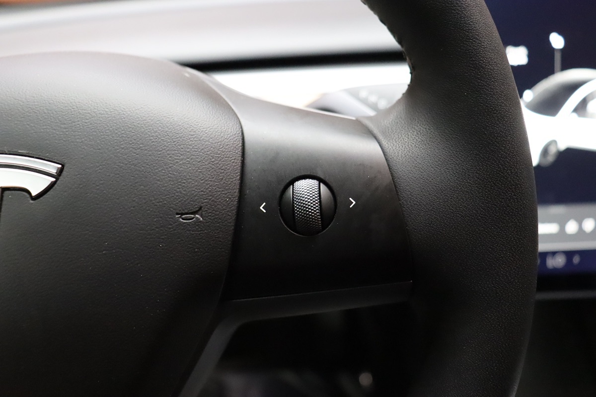 2023 Tesla Model 3 photo 45