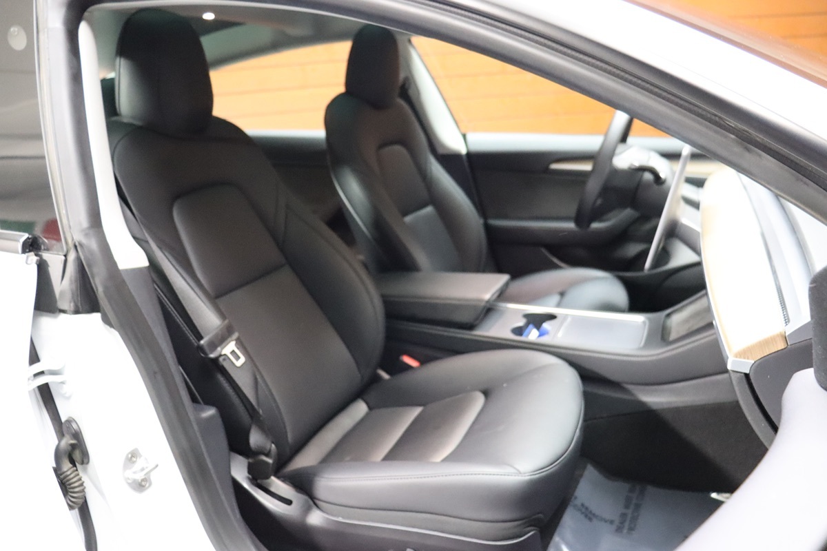2023 Tesla Model 3 photo 50
