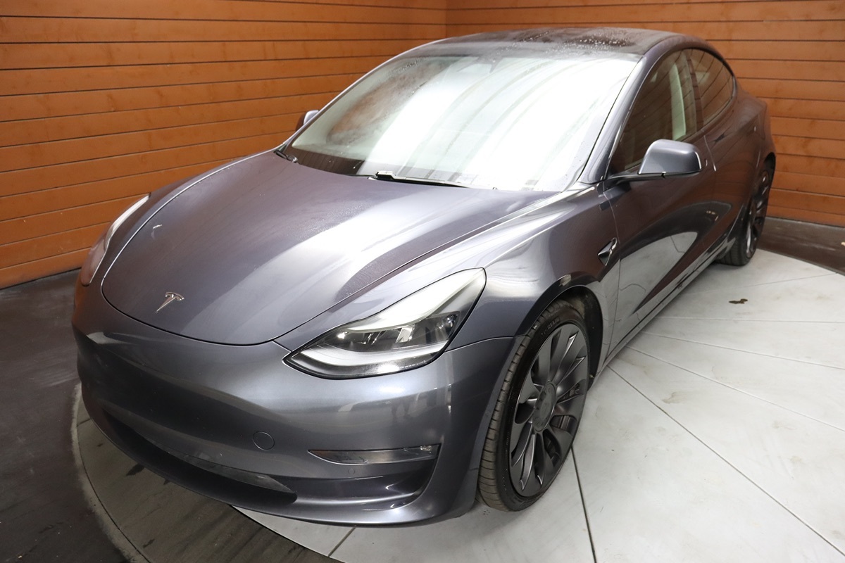 2021 Tesla Model 3 Performance photo 14