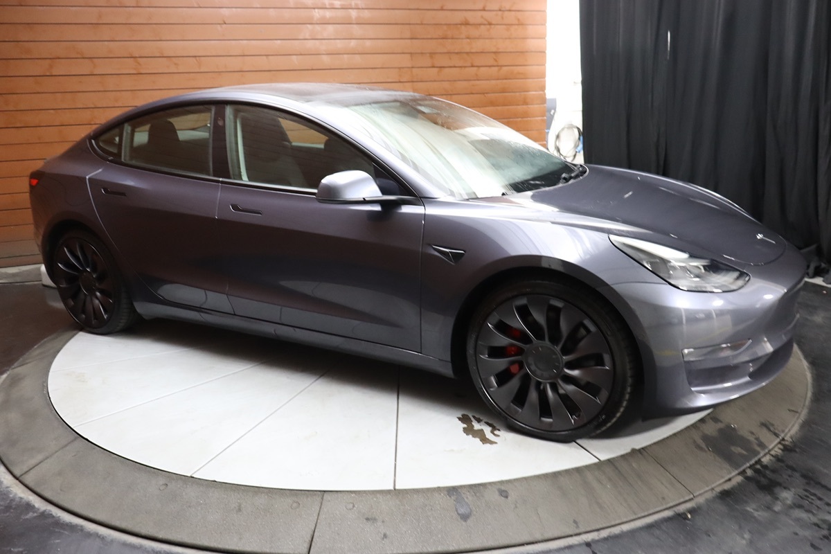 2021 Tesla Model 3 Performance photo 17