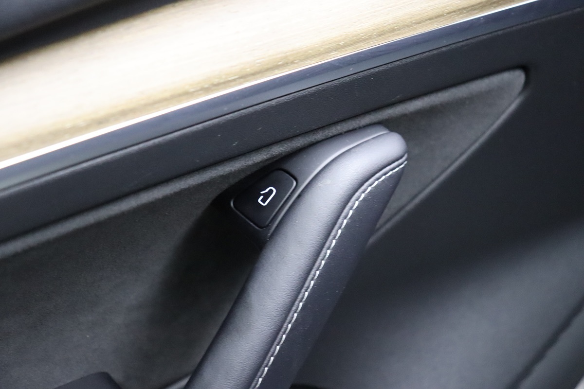 2021 Tesla Model 3 Performance photo 25