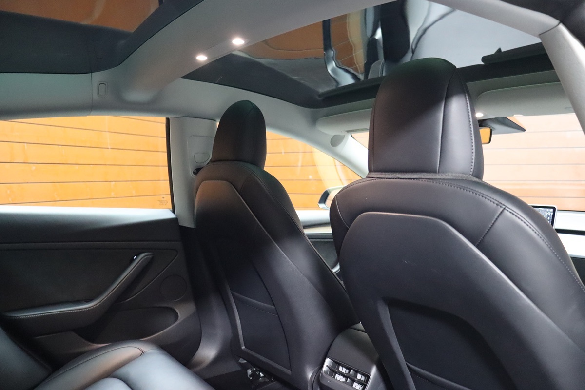 2021 Tesla Model 3 Performance photo 47