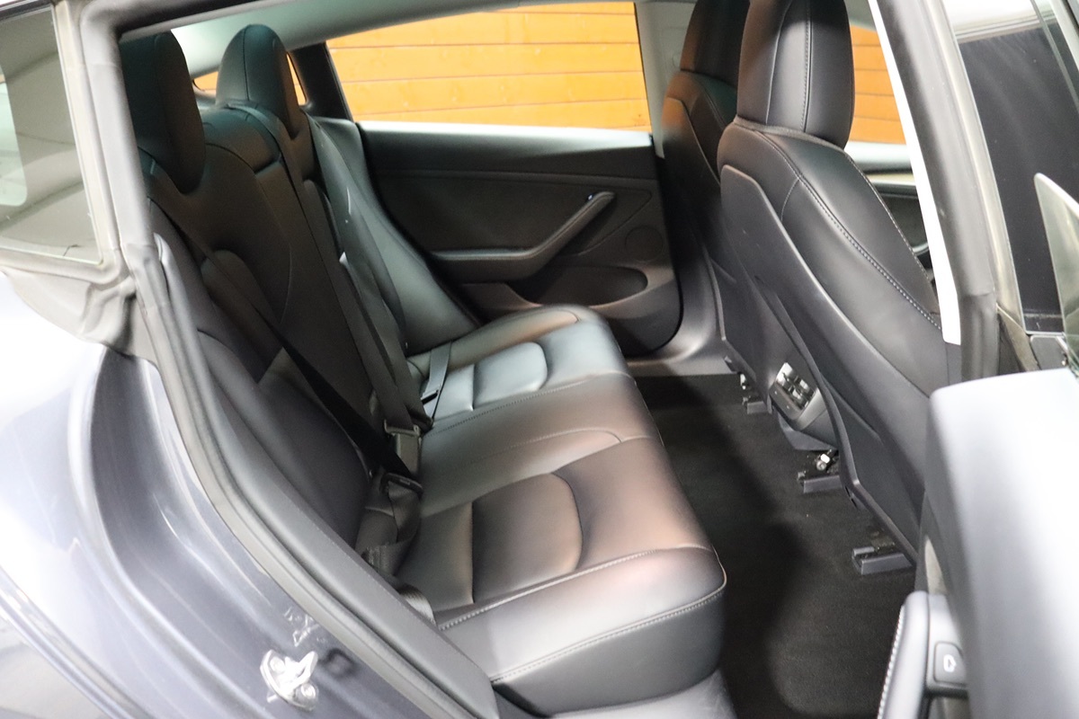 2021 Tesla Model 3 Performance photo 48