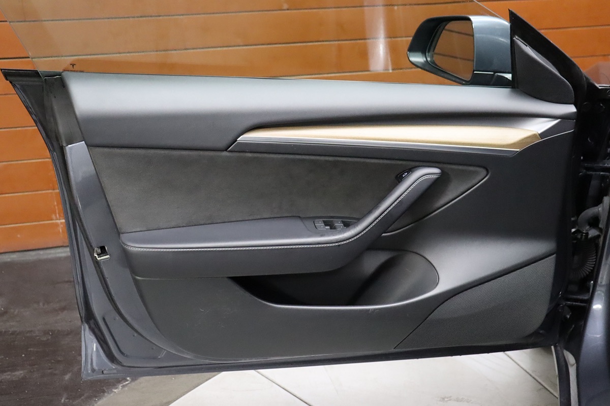 2022 Tesla Model 3 photo 38