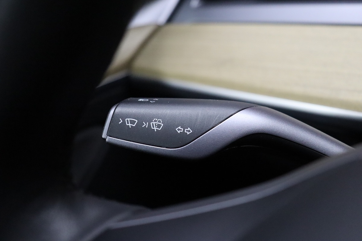 2022 Tesla Model 3 photo 40