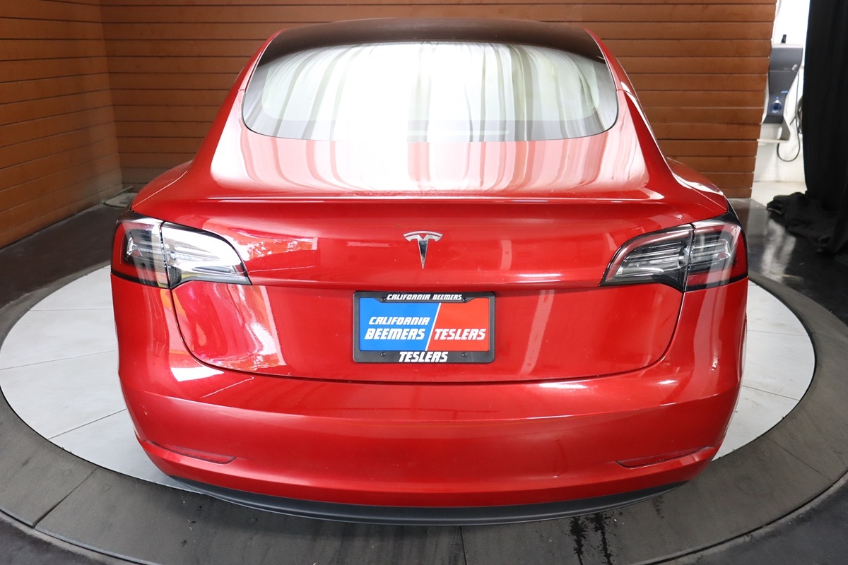 2023 Tesla Model 3 photo 2