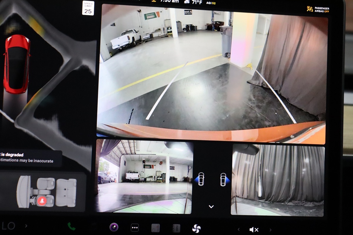 2023 Tesla Model 3 photo 12