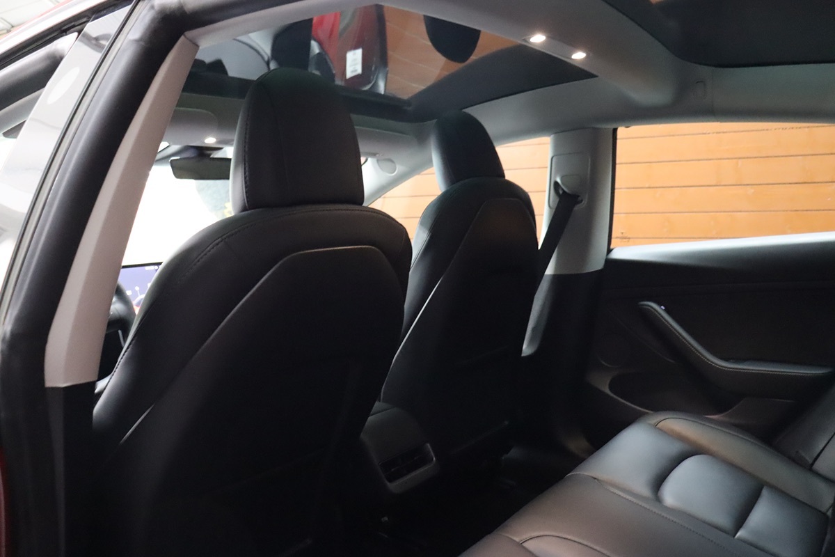 2023 Tesla Model 3 photo 32