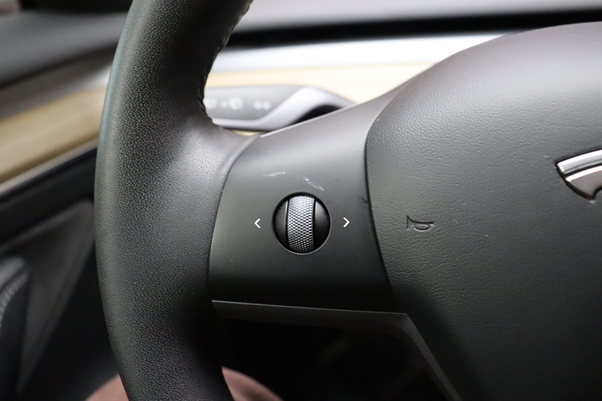 2023 Tesla Model 3 photo 42