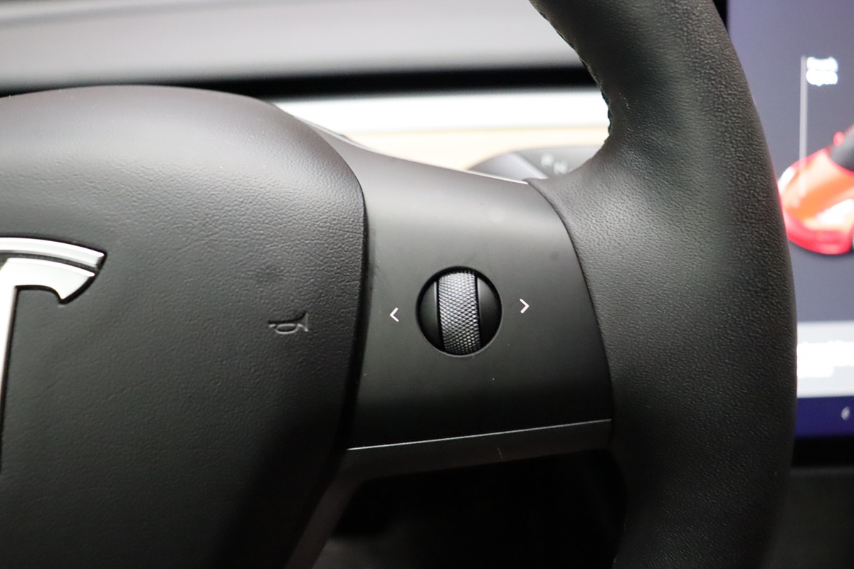 2023 Tesla Model 3 photo 44