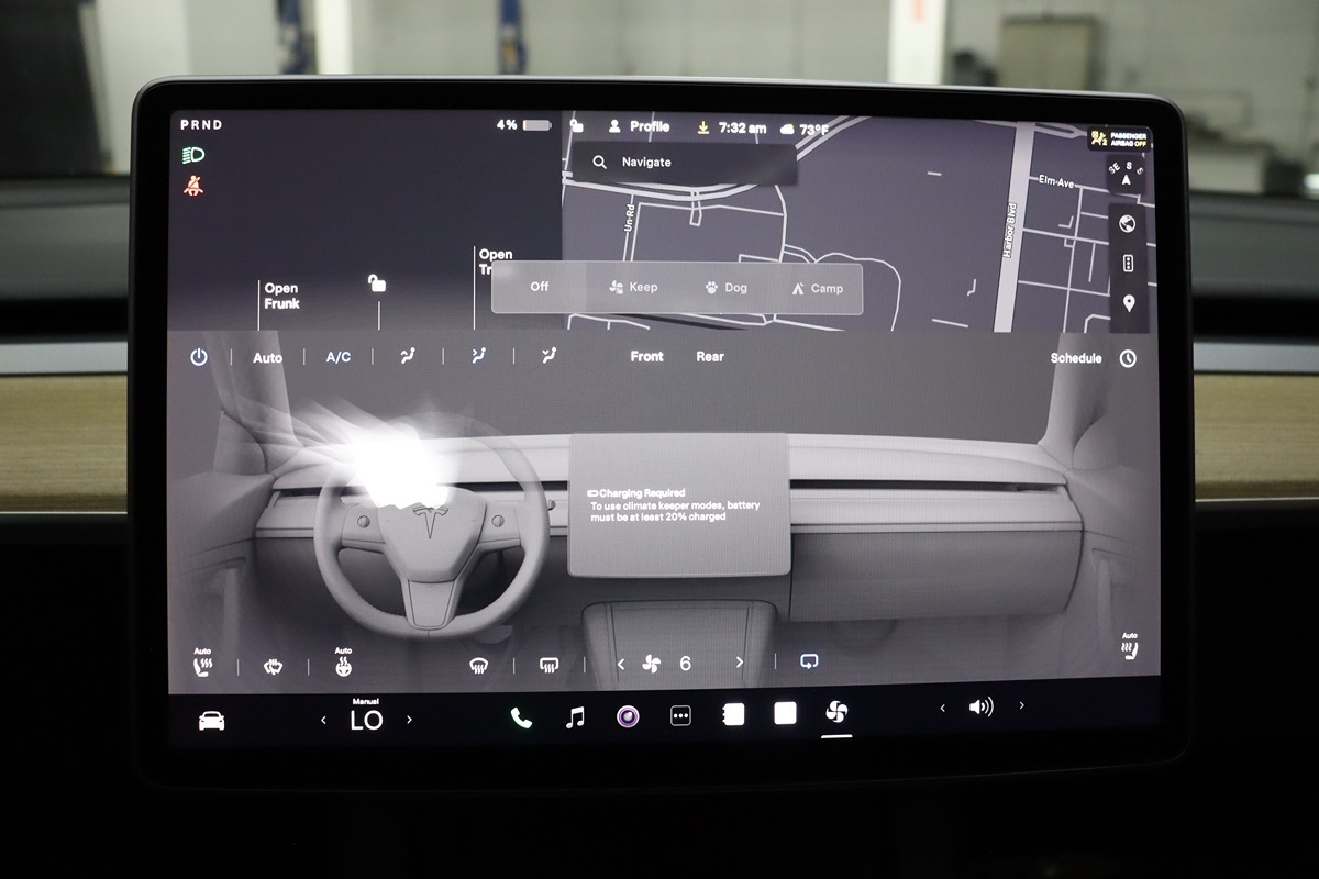 2023 Tesla Model 3 photo 23