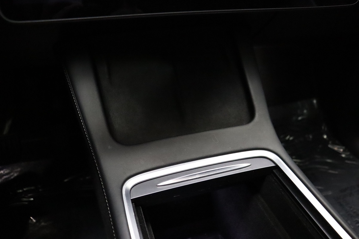 2022 Tesla Model Y Long Range photo 19