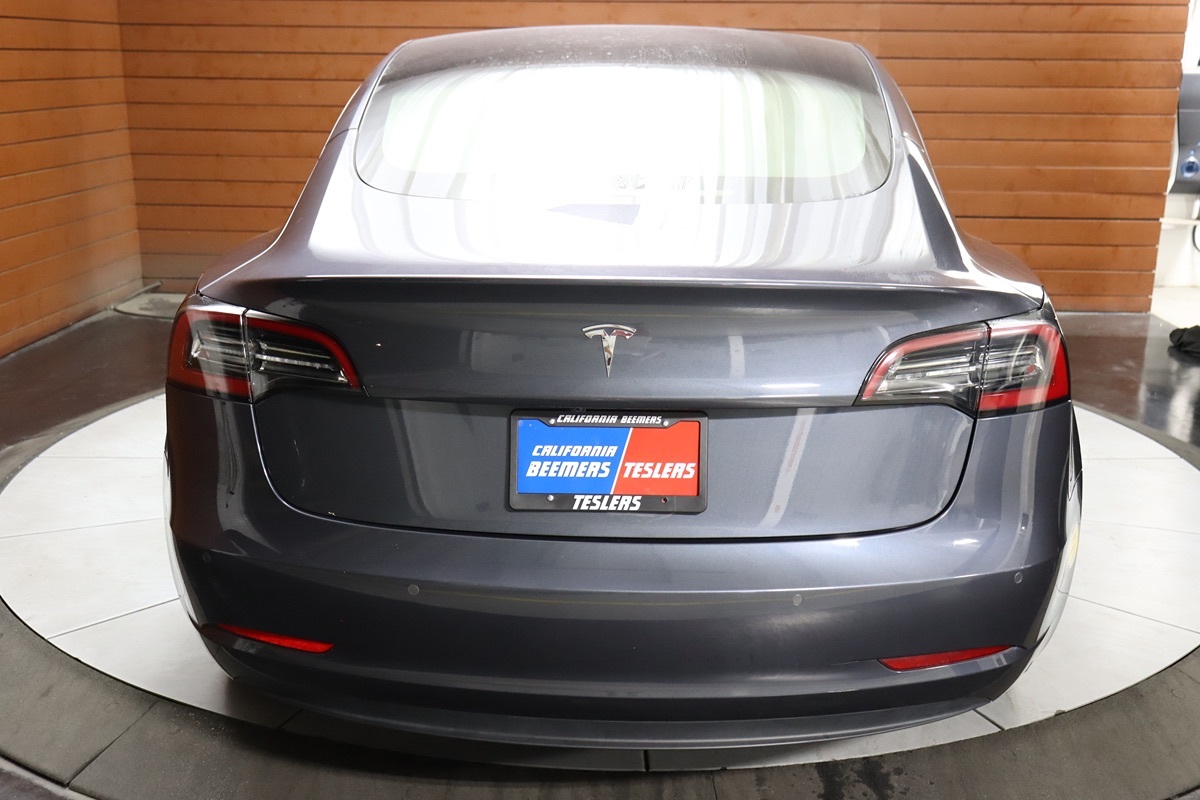 2022 Tesla Model 3 photo 9