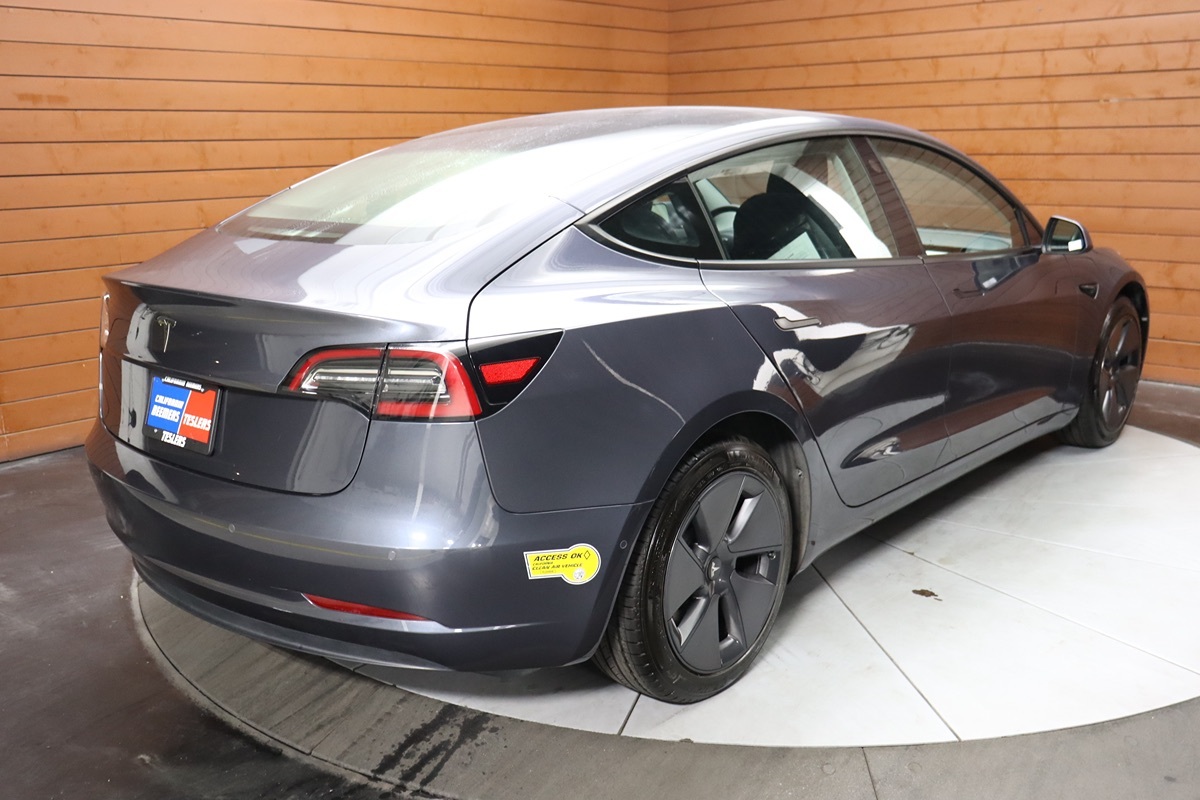 2022 Tesla Model 3 photo 15