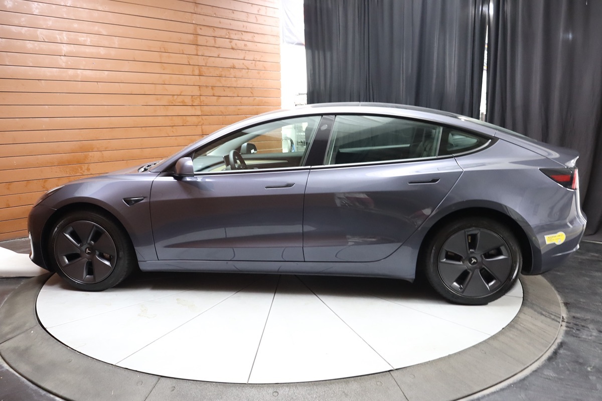 2022 Tesla Model 3 photo 13