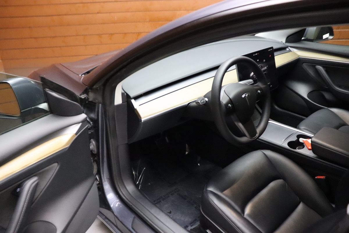 2022 Tesla Model 3 photo 16