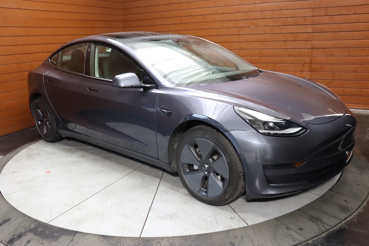 2022 Tesla Model 3 photo 12