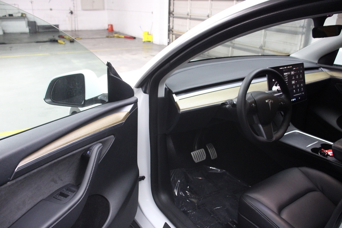 2022 Tesla Model Y Performance photo 25