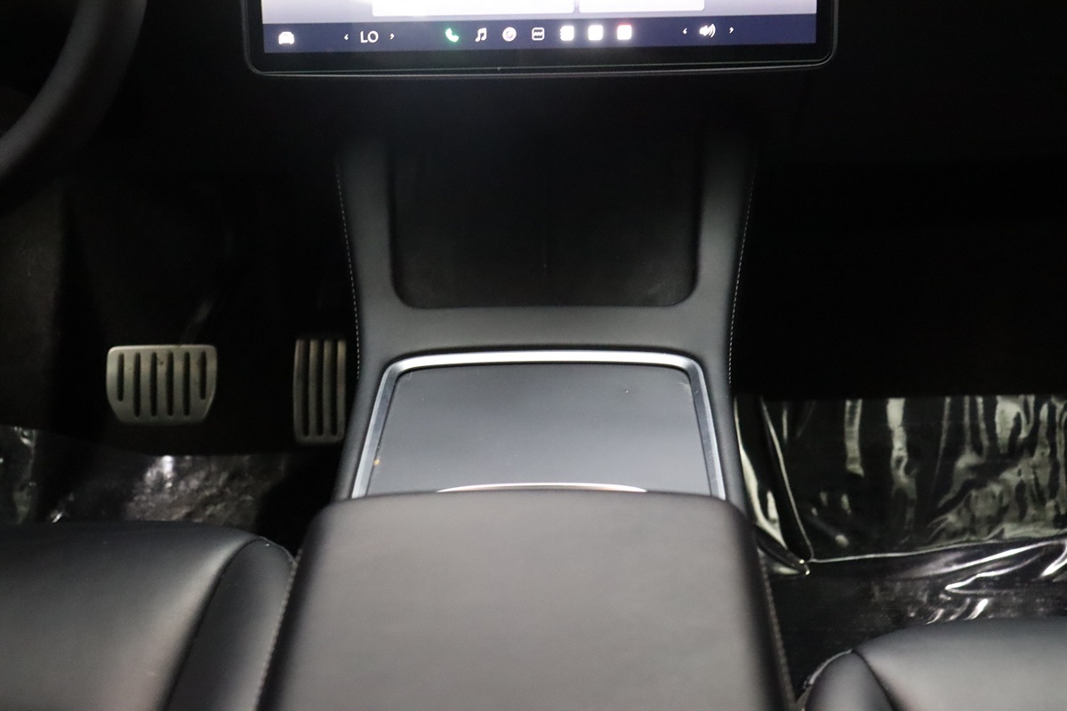 2022 Tesla Model Y Performance photo 29