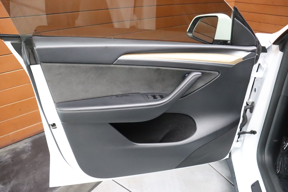 2022 Tesla Model Y Performance photo 33
