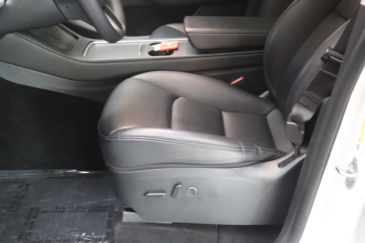 2022 Tesla Model Y Performance photo 35