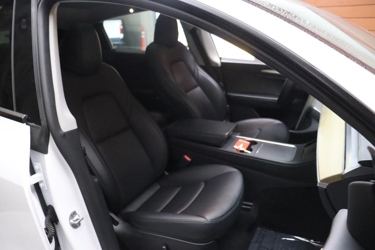 2022 Tesla Model Y Performance photo 38