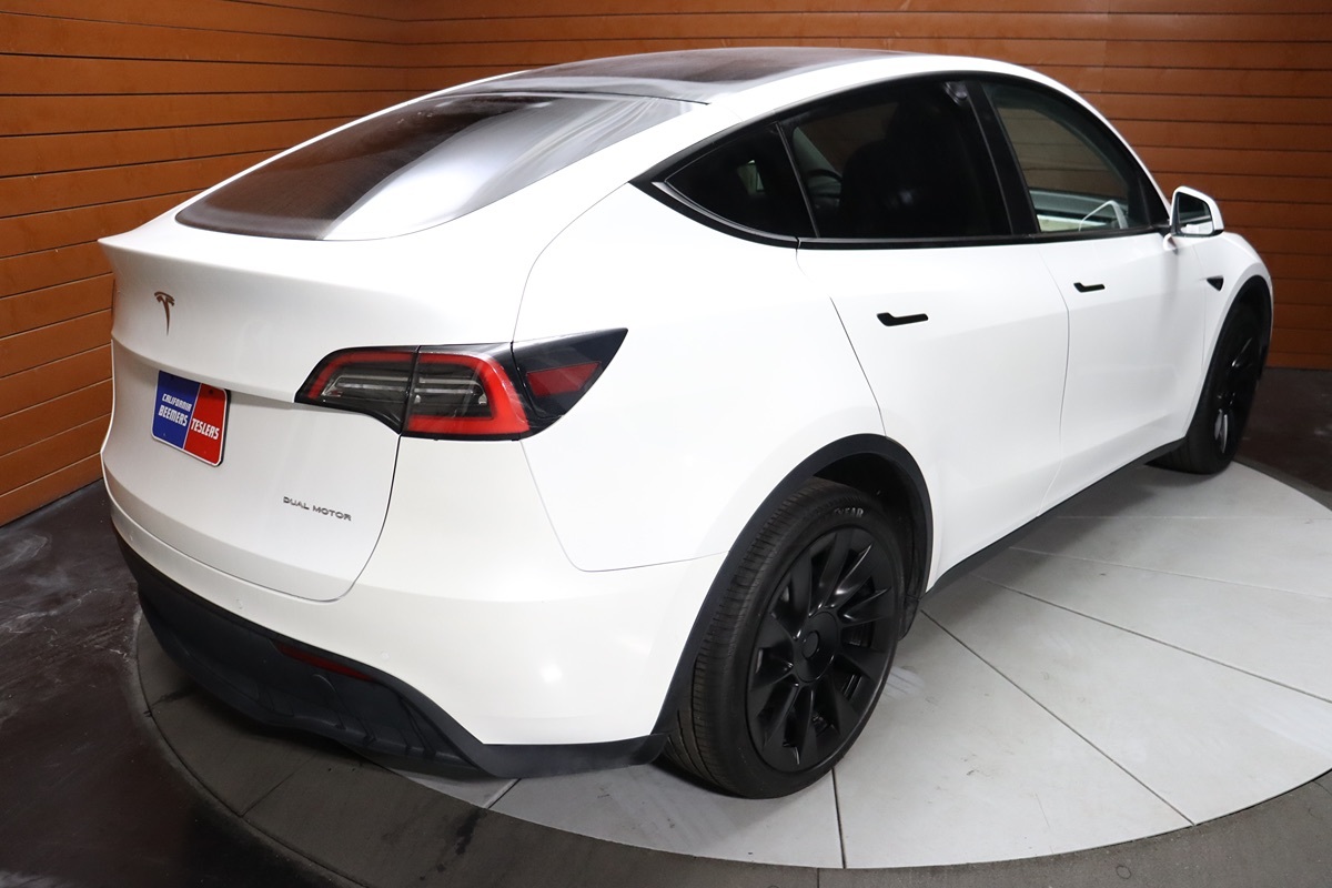2022 Tesla Model Y Performance photo 19