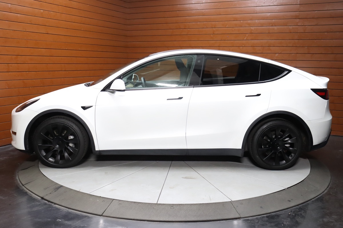 2022 Tesla Model Y Performance photo 8