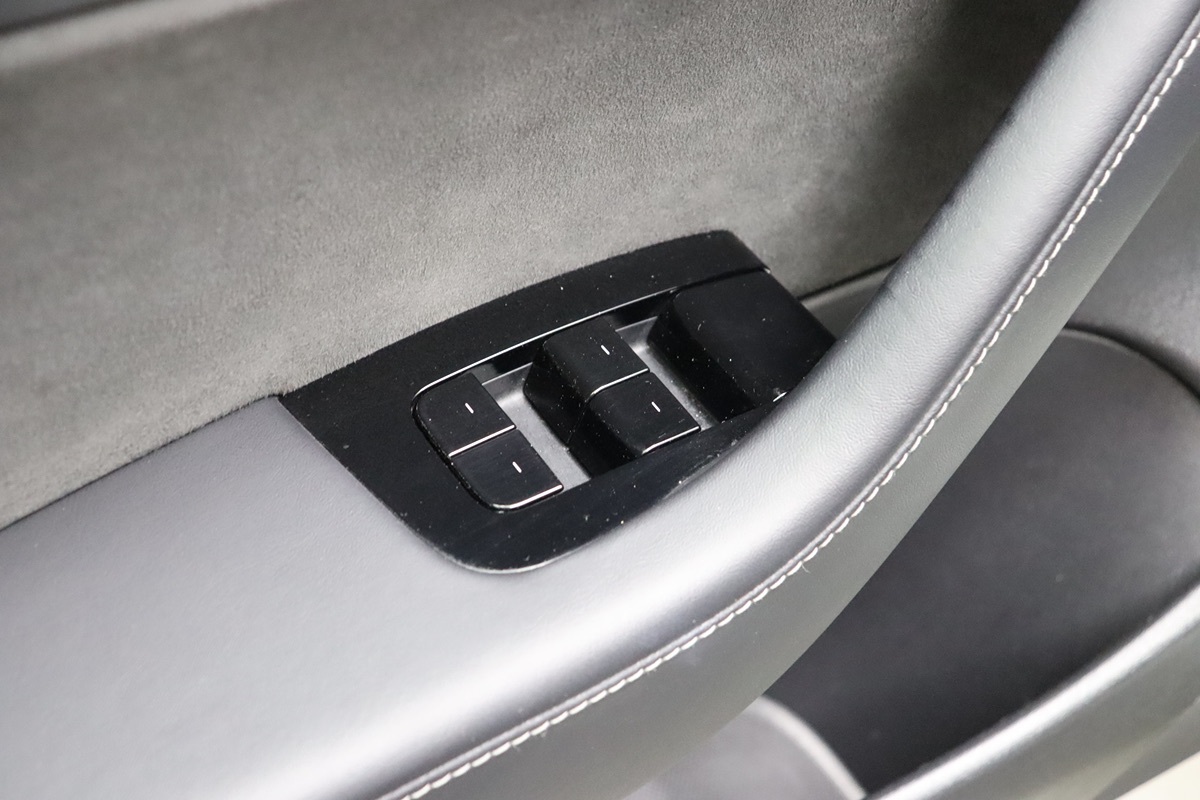 2020 Tesla Model 3 Long Range photo 6