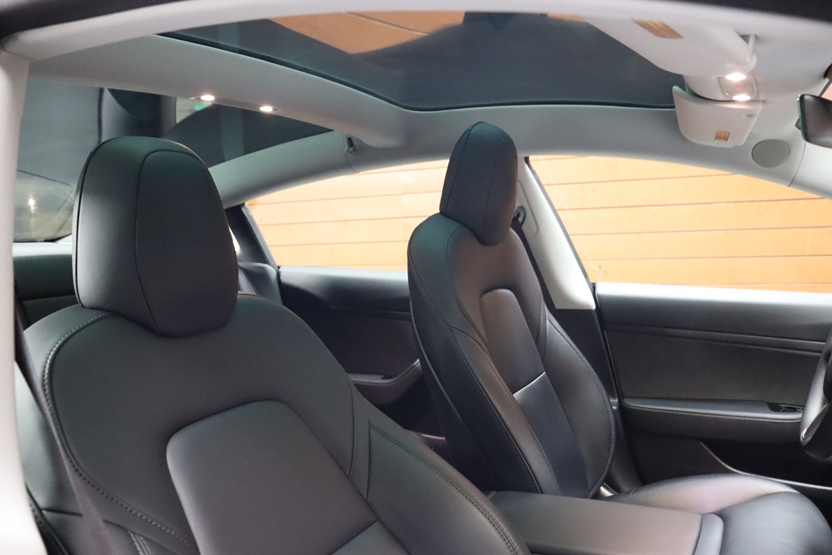 2020 Tesla Model 3 Long Range photo 37