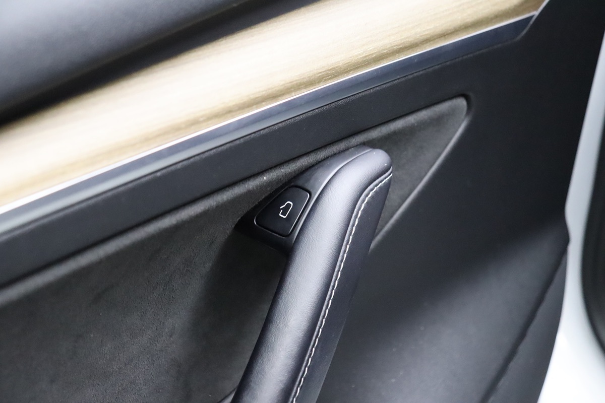 2022 Tesla Model 3 photo 29