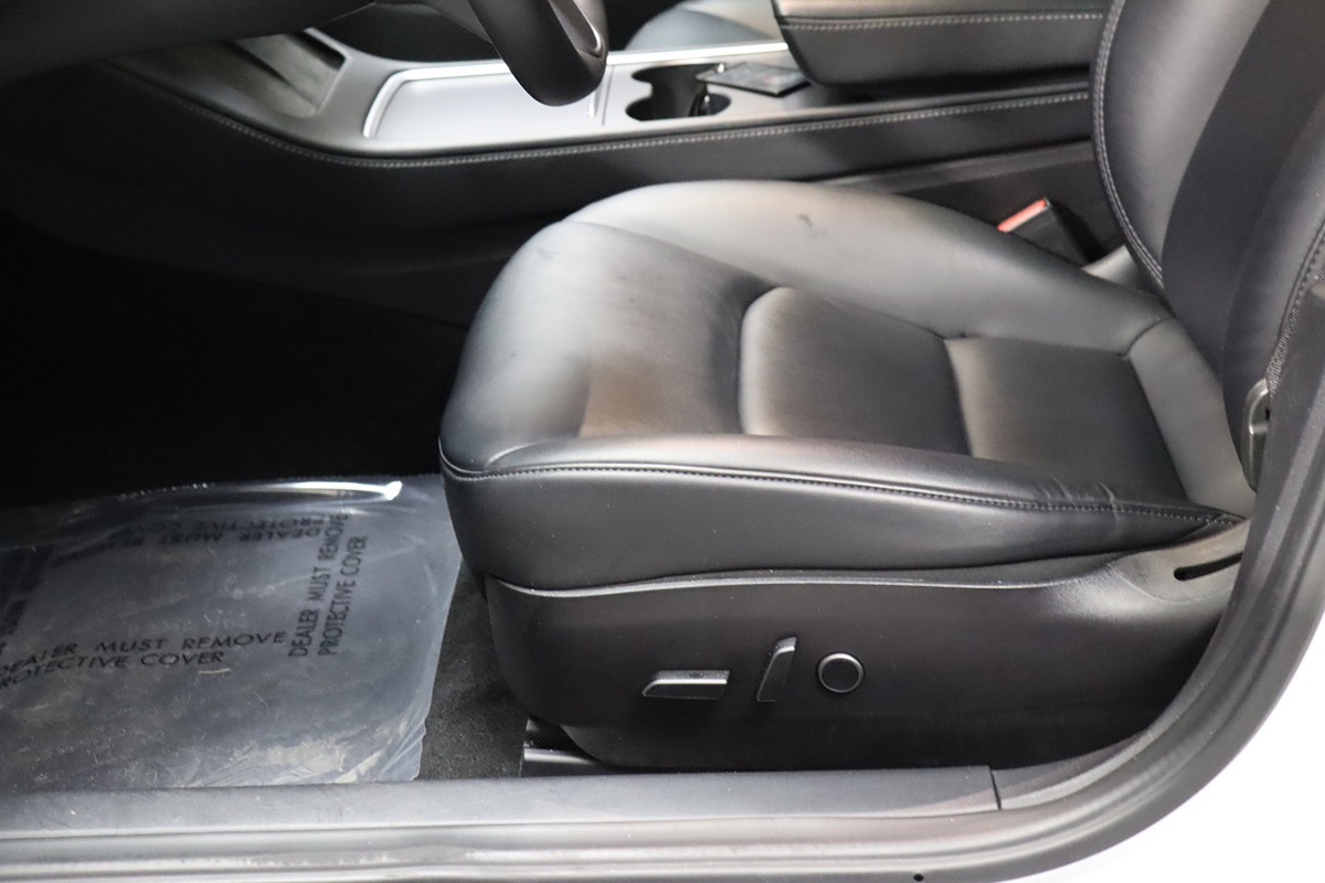 2022 Tesla Model 3 photo 33