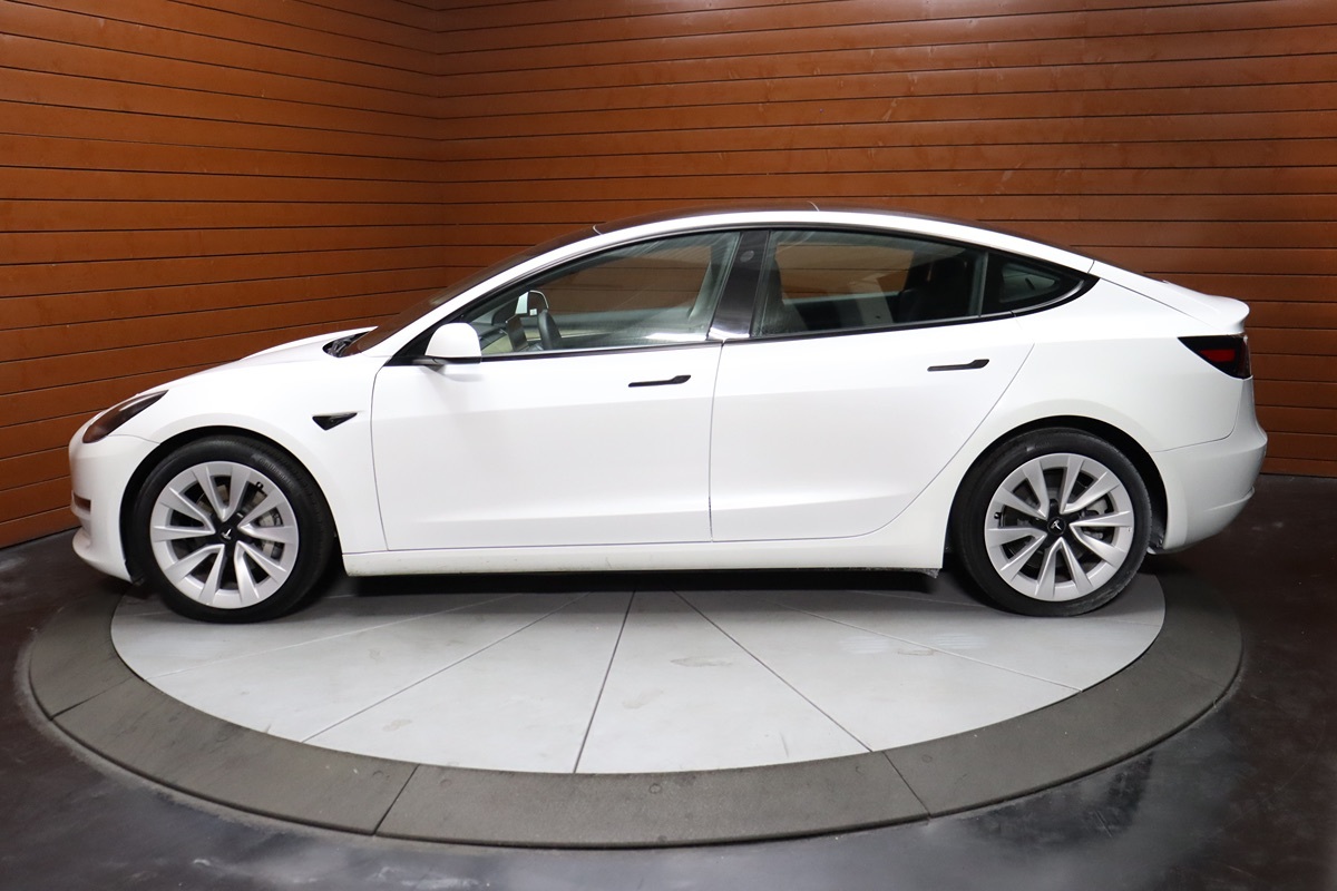 2022 Tesla Model 3 photo 7