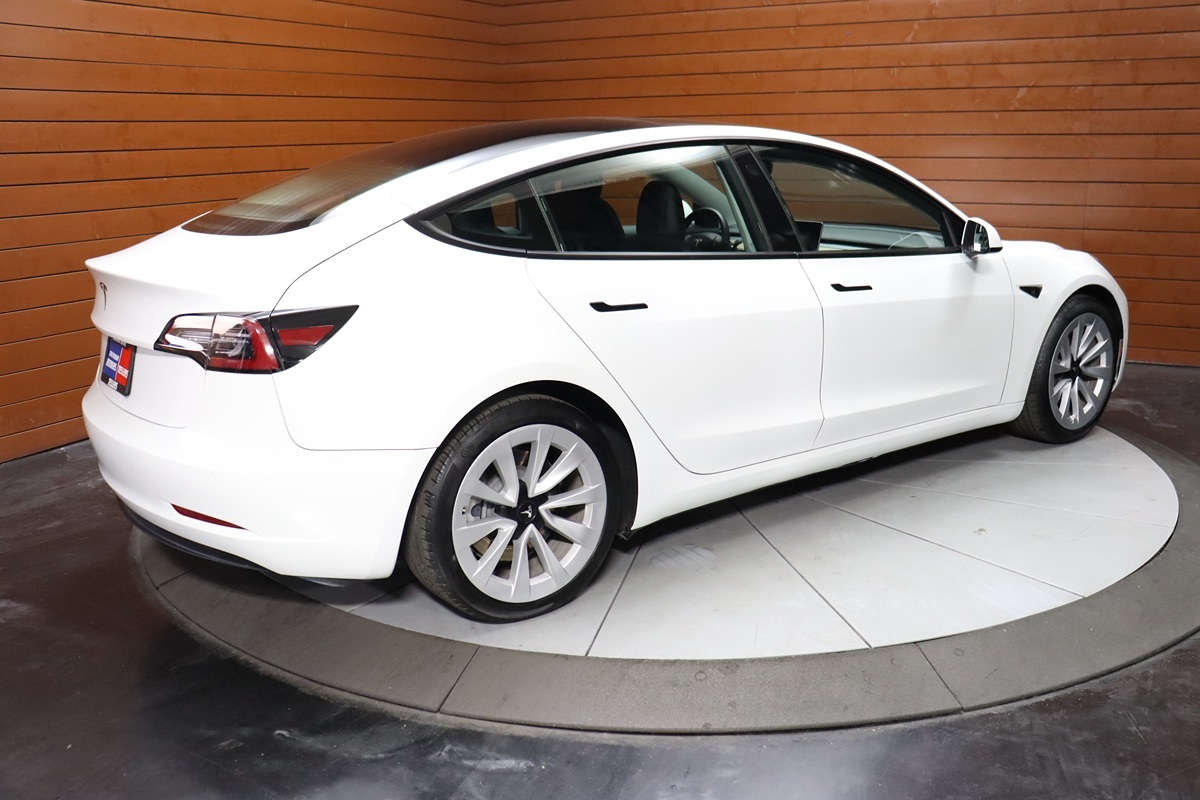 2022 Tesla Model 3 photo 19