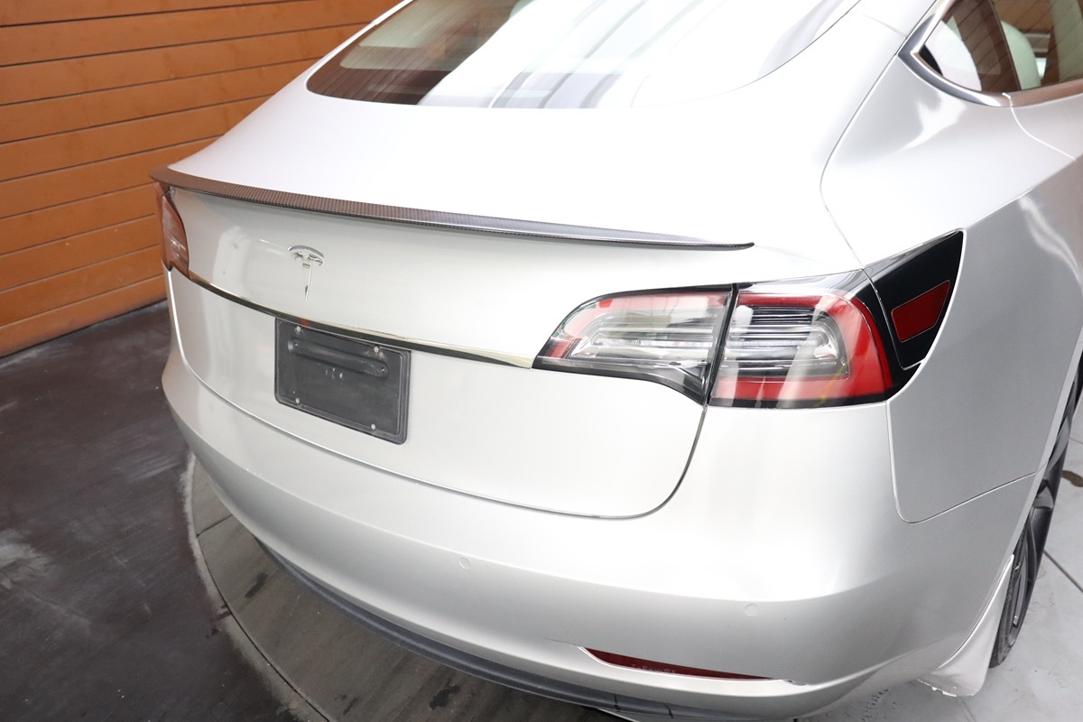 2020 Tesla Model 3 Performance photo 3