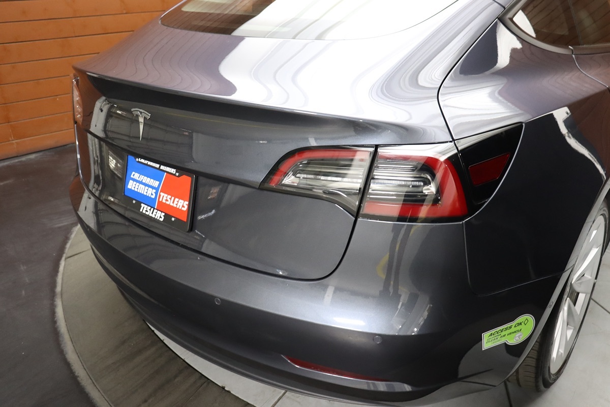 2022 Tesla Model 3 photo 9